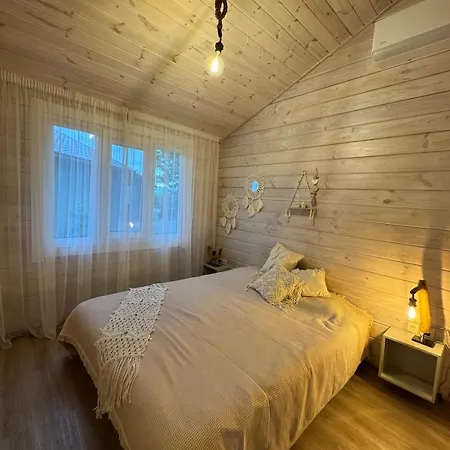 Boho House Kunigiskiai With The Heated Pool And Ac Dom wakacyjny Połąga
